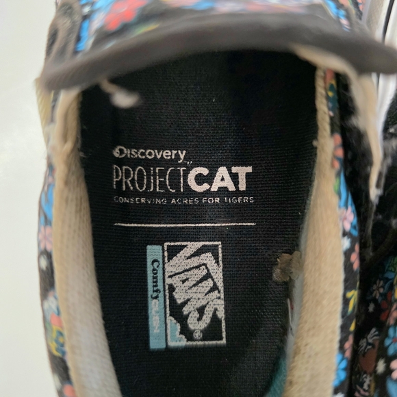 Kids Floral Shoes - Black - Picture 3 of 8